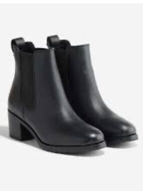 Nisolo Ana Go To Heeled Chelsea Boot Black Leather Womens Size 10